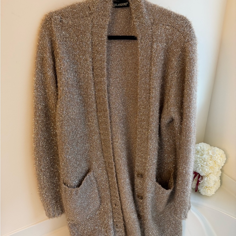 Gold cardigan with shimmer